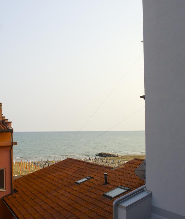 Residence La Perla Caorle Zimmer foto